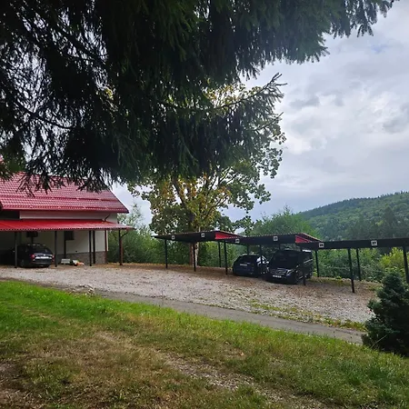 Zamecek 3*